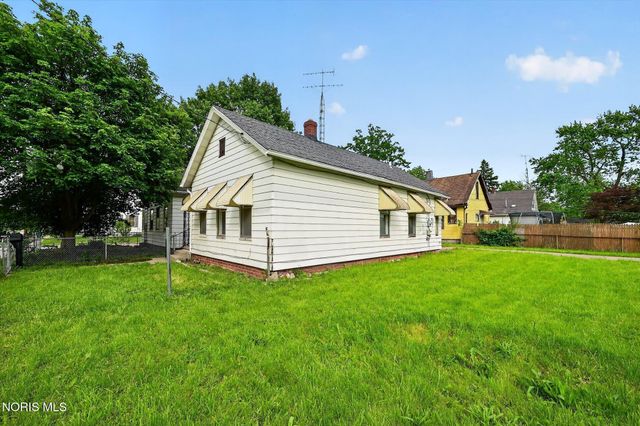 2938 Chase Street, Toledo, OH 43611