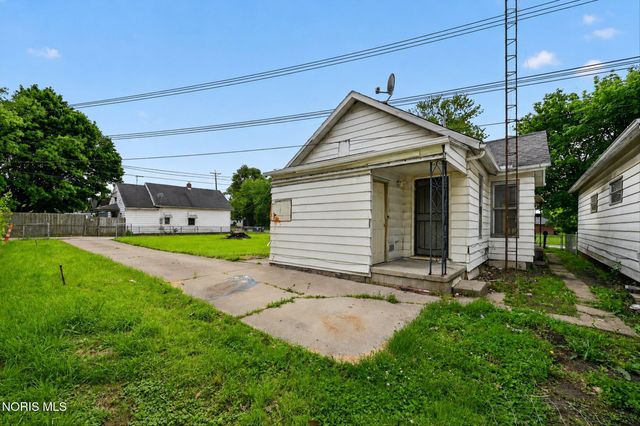 2938 Chase Street, Toledo, OH 43611