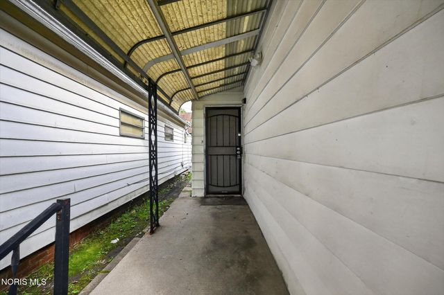 2938 Chase Street, Toledo, OH 43611