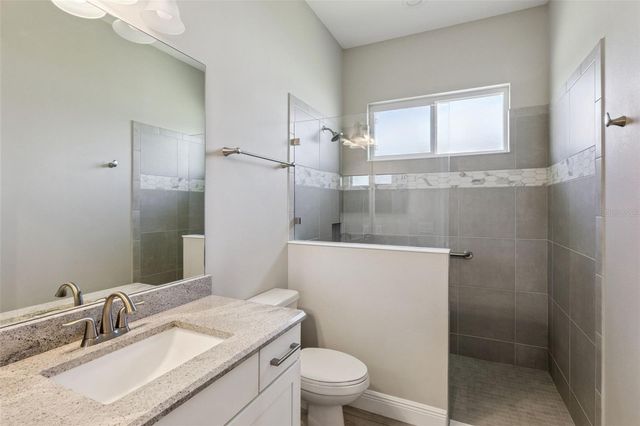 5132 GREENS DRIVE, Lady Lake, FL 32159