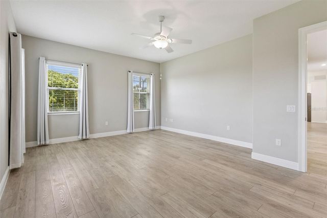 5132 GREENS DRIVE, Lady Lake, FL 32159