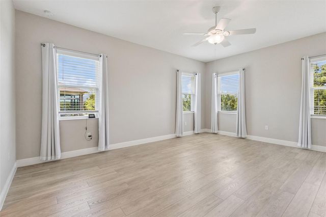 5132 GREENS DRIVE, Lady Lake, FL 32159