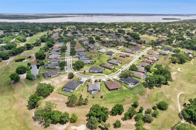 5132 GREENS DRIVE, Lady Lake, FL 32159