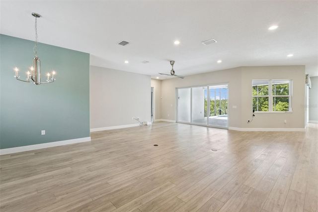 5132 GREENS DRIVE, Lady Lake, FL 32159