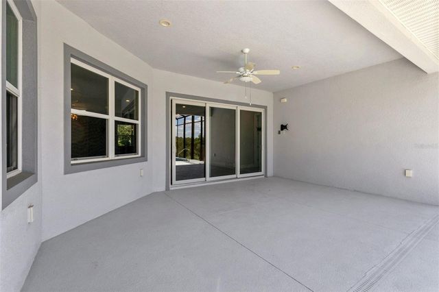 5132 GREENS DRIVE, Lady Lake, FL 32159