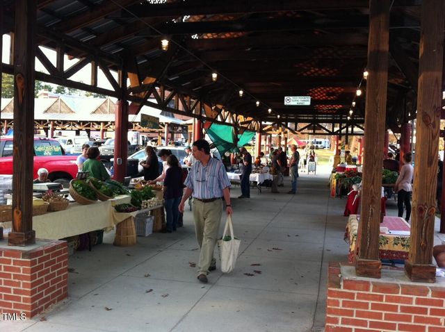 130 Two Hills Drive 308b, Carrboro, NC 27510