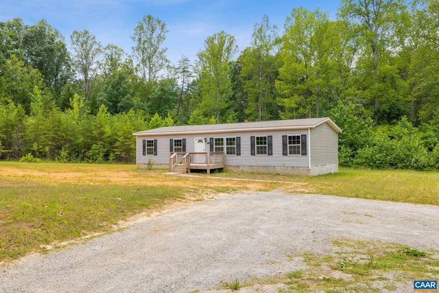 1920 WALTONS STORE RD, Louisa, VA 23093