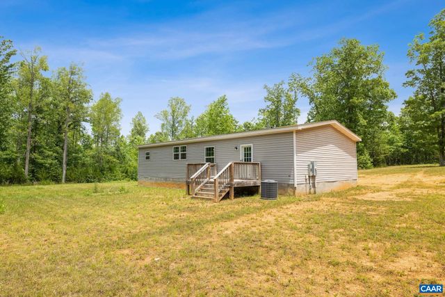 1920 WALTONS STORE RD, Louisa, VA 23093