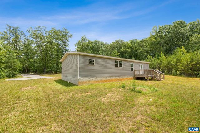 1920 WALTONS STORE RD, Louisa, VA 23093