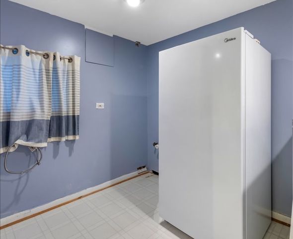 2642 N 78th Avenue, Elmwood Park, IL 60707