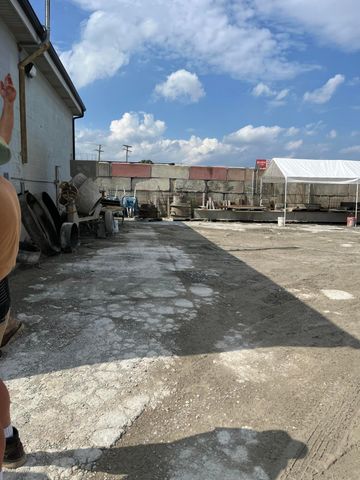 29100 Groesbeck Highway, Roseville, MI 48066