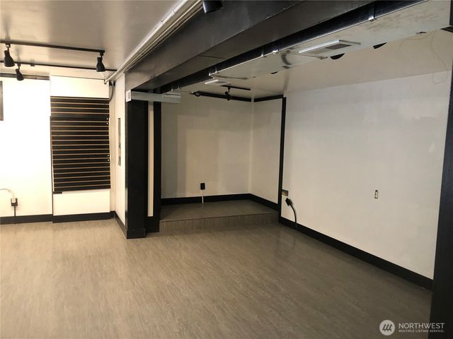 2358 A,B,C Elmway, Okanogan, WA 98840