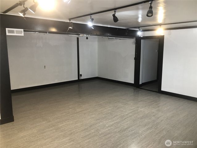 2358 A,B,C Elmway, Okanogan, WA 98840