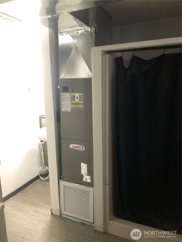 2358 A,B,C Elmway, Okanogan, WA 98840