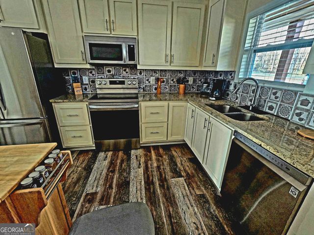 1063 Damascus Road, Ball Ground, GA 30107