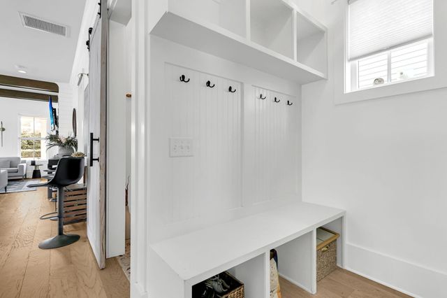 1100 Poplar Tree Drive, Mount Pleasant, SC 29464