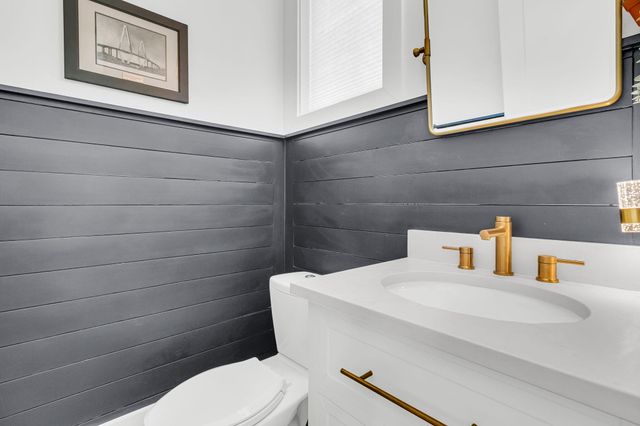 1100 Poplar Tree Drive, Mount Pleasant, SC 29464