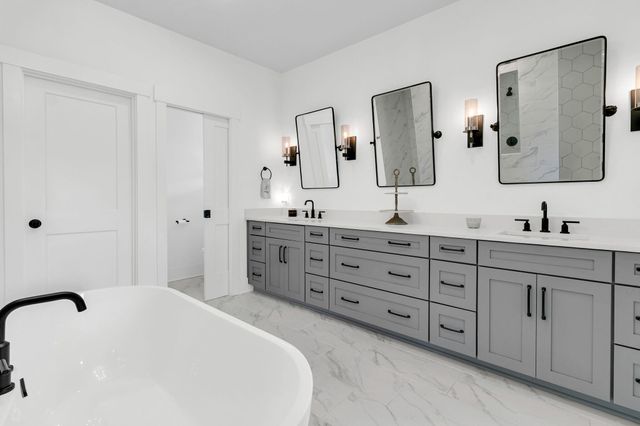 1100 Poplar Tree Drive, Mount Pleasant, SC 29464