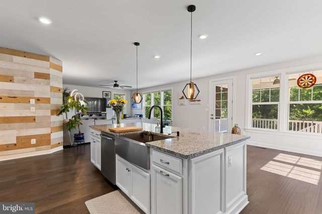 41116 HICKORY HEDGE PL, Aldie, VA 20105