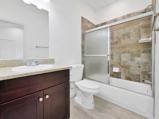226 Woodbridge Lane, Pasadena, TX 77502