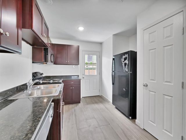 226 Woodbridge Lane, Pasadena, TX 77502