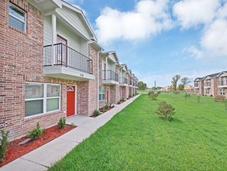 226 Woodbridge Lane, Pasadena, TX 77502