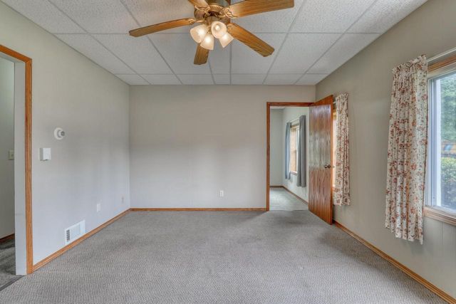 4325 W Grange AVENUE, Greenfield, WI 53220