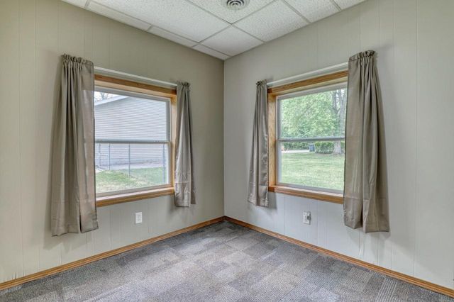 4325 W Grange AVENUE, Greenfield, WI 53220
