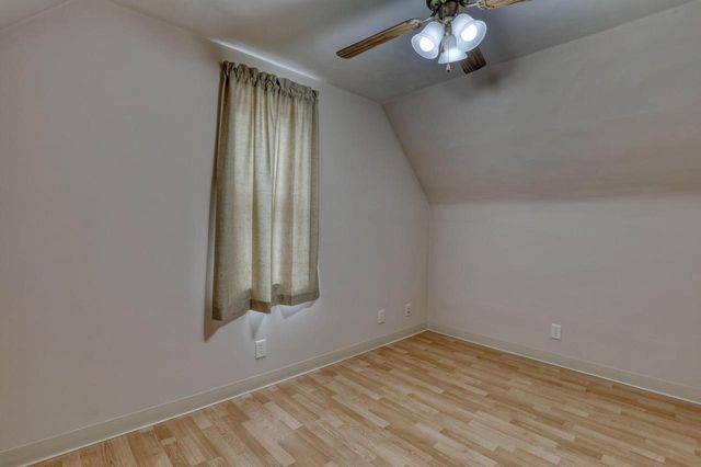 4325 W Grange AVENUE, Greenfield, WI 53220