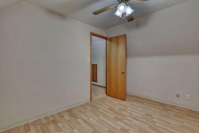 4325 W Grange AVENUE, Greenfield, WI 53220