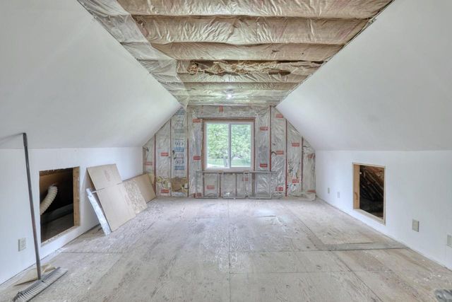 4325 W Grange AVENUE, Greenfield, WI 53220