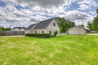 4325 W Grange AVENUE, Greenfield, WI 53220