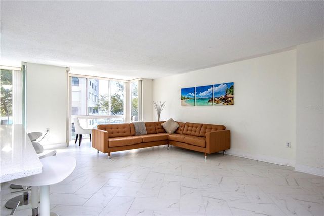 660 ISLAND WAY #206 206, Clearwater, FL 33767