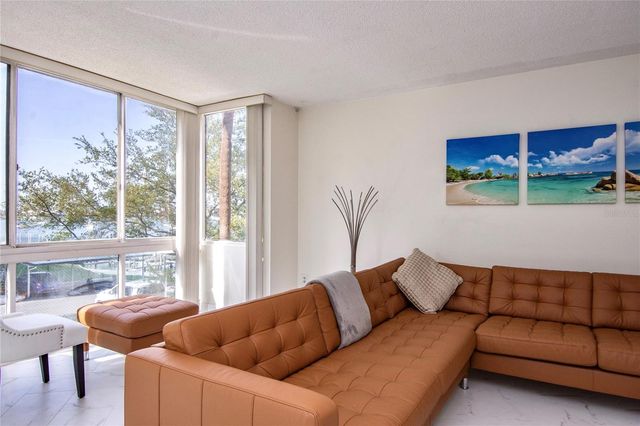 660 ISLAND WAY #206 206, Clearwater, FL 33767