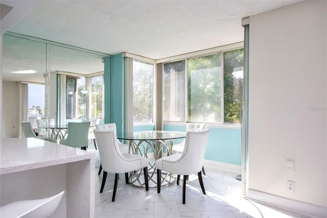 660 ISLAND WAY #206 206, Clearwater, FL 33767