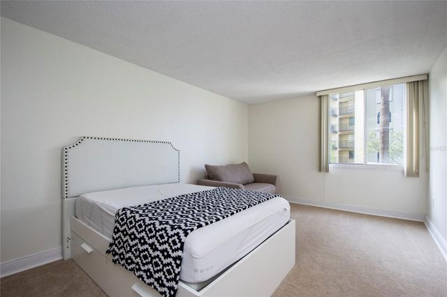 660 ISLAND WAY #206 206, Clearwater, FL 33767