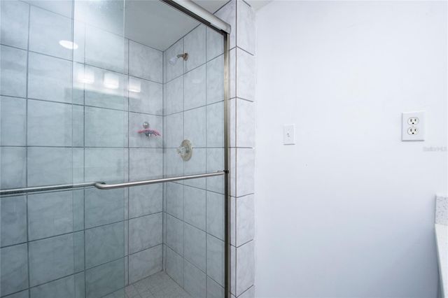 660 ISLAND WAY #206 206, Clearwater, FL 33767