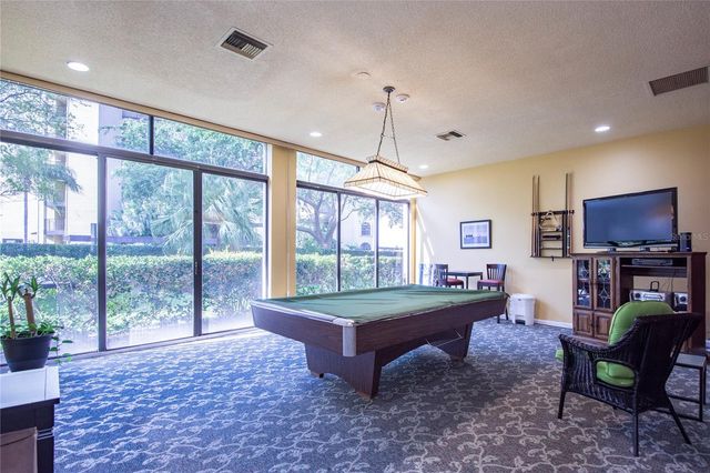 660 ISLAND WAY #206 206, Clearwater, FL 33767