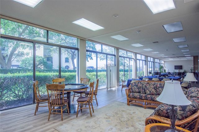 660 ISLAND WAY #206 206, Clearwater, FL 33767