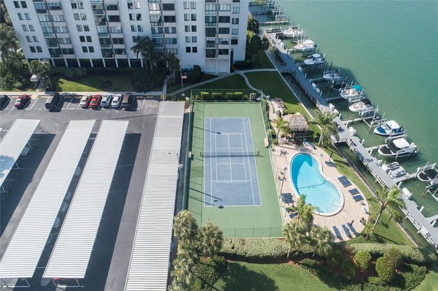 660 ISLAND WAY #206 206, Clearwater, FL 33767