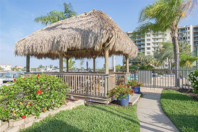 660 ISLAND WAY #206 206, Clearwater, FL 33767