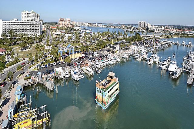 660 ISLAND WAY #206 206, Clearwater, FL 33767