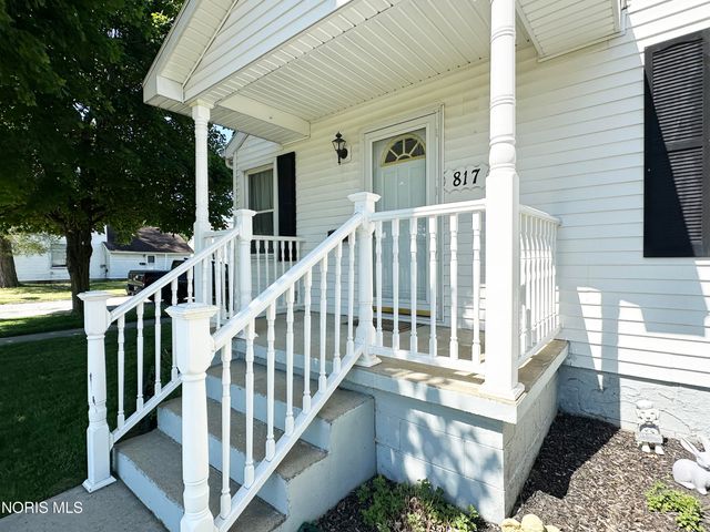817 S Wood Street, Fostoria, OH 44830