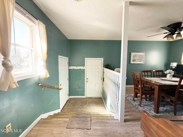 817 S Wood Street, Fostoria, OH 44830