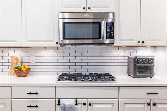 1985 W Village Point SE, Smyrna, GA 30080