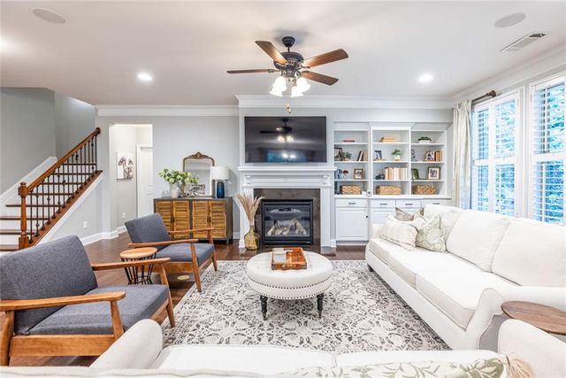 1985 W Village Point SE, Smyrna, GA 30080