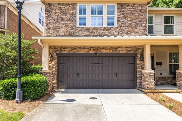 1985 W Village Point SE, Smyrna, GA 30080