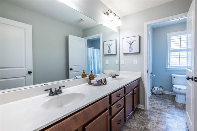 1985 W Village Point SE, Smyrna, GA 30080