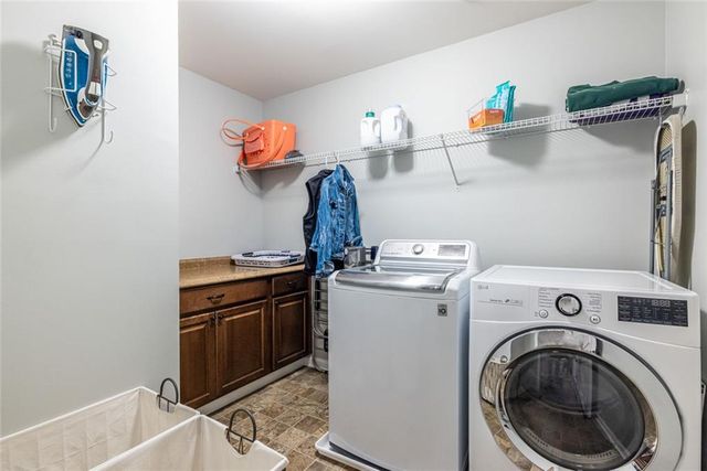 1985 W Village Point SE, Smyrna, GA 30080