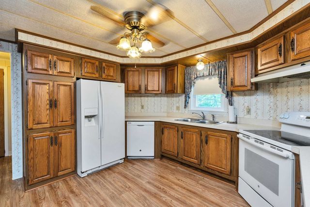 14 Karas Way, Goffstown, NH 03045